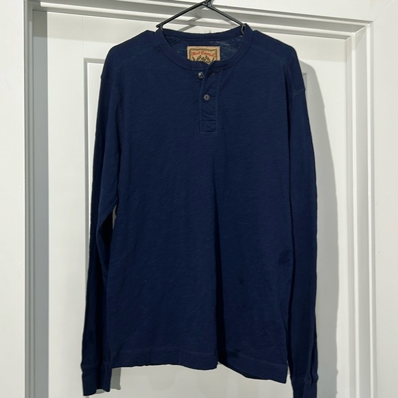Men’s 2 button long sleeved t shirt - Picture 1 of 2